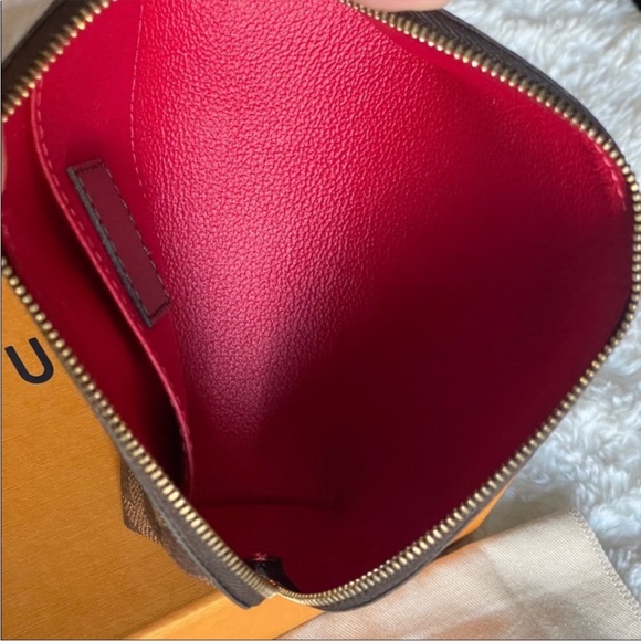 Louis Vuitton Cosmetic Pouch ❤️ - Picture 10 of 16
